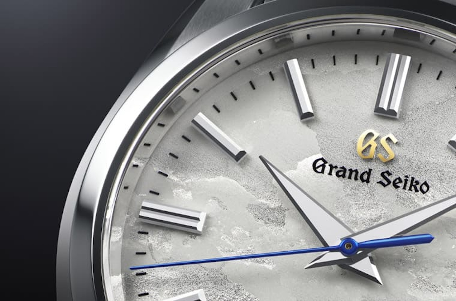 手表采用蓝钢指针,面盘12点钟位置饰有金色GS标志。 (GRAND SEIKO官网) 手表采用蓝钢指针,面盘12点钟位置饰有金色GS标志。 (GRAND SEIKO官网)
